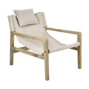 Ce fauteuil entièrement conçu en bois de manguier, excepté le tissu de l’assise qui est lui, réalisé à partir de coton. Avec sa teinte naturelle et ses allures de transat, comptez sur lui pour insuffler une ambiance estivale dans votre intérieur